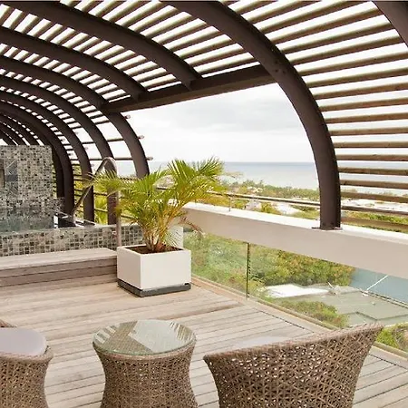 Hotel La Tourelle Ocean View Penthouse